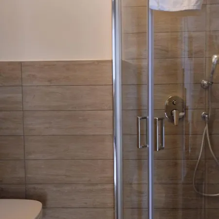 E Cavallerizza 3* Napoli