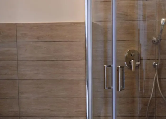 E Cavallerizza 3* Naples