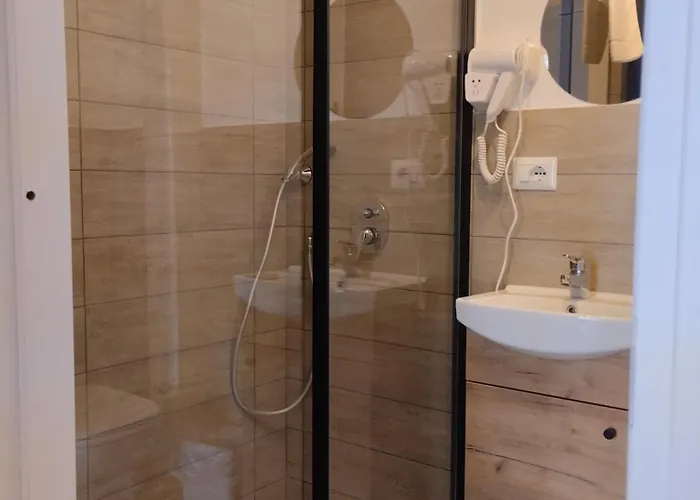 E Cavallerizza Guest house 3*