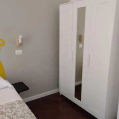 E Cavallerizza Nápoly